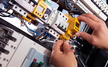 ��ȫ����ϵ�y�z�y